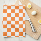 Kariertes Orange und weiß Küchentuch (Viertel Falte)