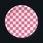 Kariertes Pink und Weiß Pappteller<br><div class="desc">Abstrakte digitale Kunst der heißen Rosa- und weißenquadrate in einer checkered Bildung.</div>