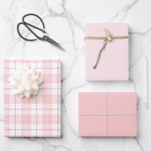 Kariertes rosa Muster mit passenden Farbtönen in R Geschenkpapier Set (Vorderseite)