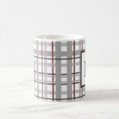 Kariertes Rot Grau Silber Monogramm Kaffeetasse (Mittel)