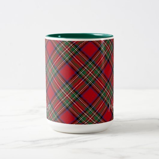Kariertes Rot und Grün Rustikales Script Tartan Zweifarbige Tasse (Mittel)