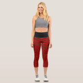 Kariertes Rotes Schwarzes Buffalo Capri Leggings (Vorderseite)