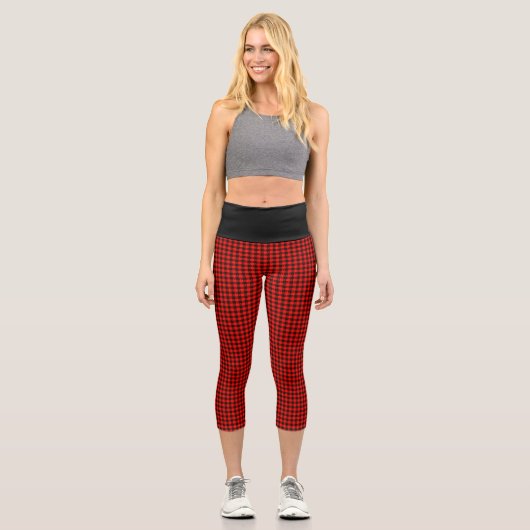 Kariertes Rotes Schwarzes Buffalo Capri Leggings (Vorderseite)