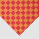 Kariertes Rotes und orange Seidenpapier (Ausschnitt)