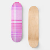 Kariertes Skateboard (Vorderseite)