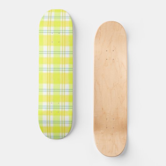 Kariertes Skateboard (Vorderseite)