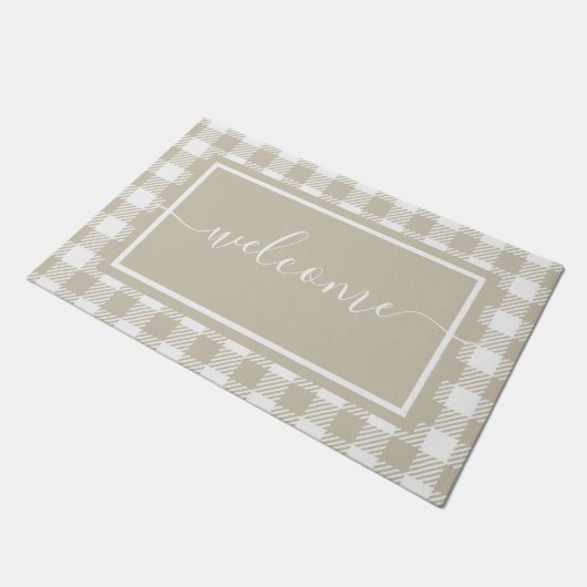 Kariertes Tan und White Gingham Pattern Willkommen Fußmatte (Schrägansicht)