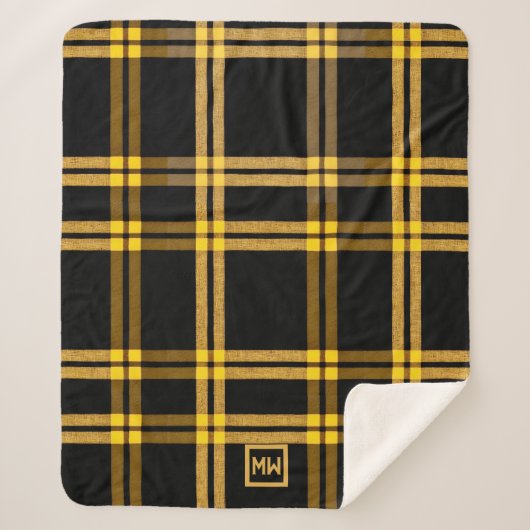 Kariertes Tartan-Monogramm aus Schwarz und Gold Sherpadecke (Vorderseite)