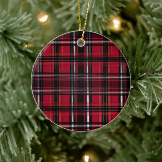 Kariertes Tartan-Muster in Rot und Schwarz Keramik Ornament (Baum)
