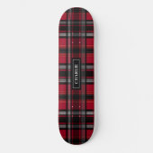 Kariertes Tartan-Muster in Rot und Schwarz und Ind Skateboard (Vorderseite)