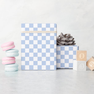 Kariertes weiches himmelblaues weißes Geschenkpapi Geschenkpapier