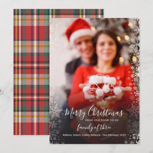 Kariertes Weihnachtsferien-Paar-Foto Schwangerscha Ankündigung