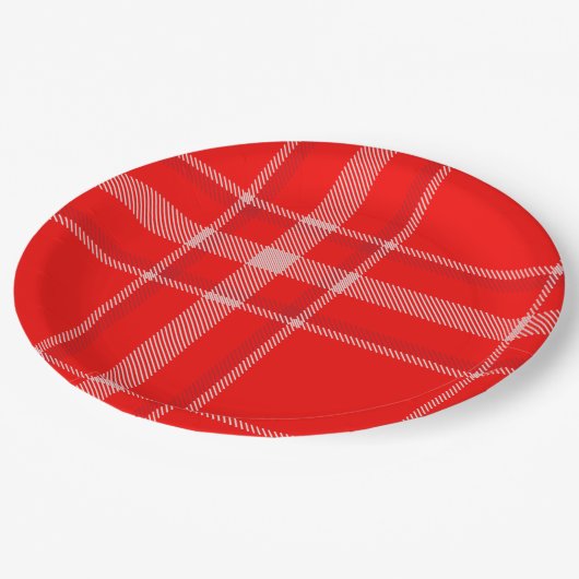 Kariertes Weihnachtsfest in Rot und Weiß Pappteller (Schrägansicht)