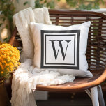 Karkohle Grau und White Classic Square Monogramm Kissen<br><div class="desc">Entwerfen Sie Ihr eigenes, individuelles Kissen in beliebiger Farbkombination, um sich perfekt mit Ihrer Wohngestaltung in jedem Raum abzustimmen! Verwenden Sie die Entwurfswerkzeuge, um die Hintergrundfarbe und die quadratische Randfarbe zu ändern, oder fügen Sie Ihren eigenen Text hinzu, um einen Namen, eine Monogramm-Initiale oder einen anderen speziellen Text einzufügen. Jedes...</div>