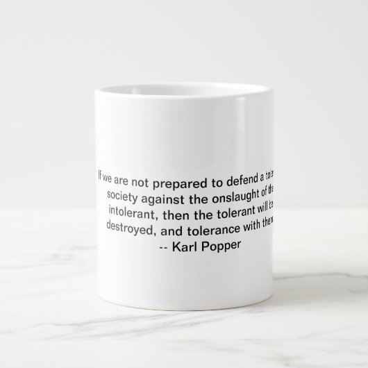 Karl Poppers zitiert das Paradox der Intoleranz Jumbo-Tasse (Vorderseite)