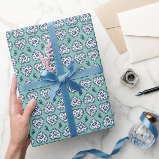‘Karlek’ Heartt  gift wrapping Paper (navy, teal) Geschenkpapier (Schenken)