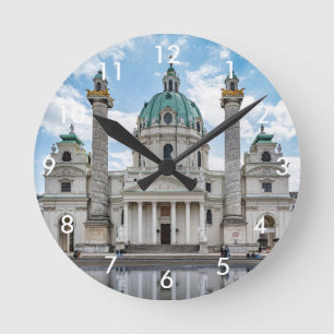 Karlskirche in Wien, Österreich Runde Wanduhr