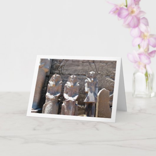 Karnak Temple, Statuen am Chachette Court Karte (Orchidee)