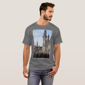 Karnevalswoche, Aalst, Belgien T-Shirt (Vorne ganz)