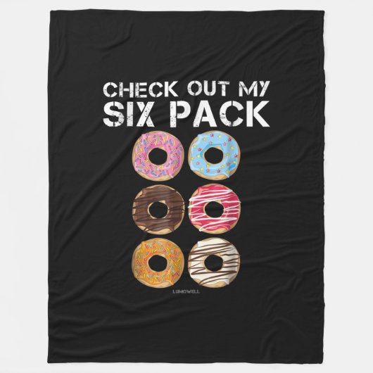 Karo aus meinem Sixpack Donut - Funny Gym Fleecedecke (Vorderseite)