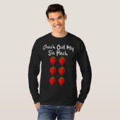 Karo aus meinem Sixpack Funny Strawberry Sarcastic T-Shirt (Vorne ganz)