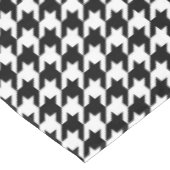 Karo aus schwarzem und weißem Hahnentrittmuster Tischdecke (Schrägansicht)