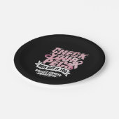 Karo Ihre Pecs Männer Brustkrebs-Bewusstsein Pappteller (Schrägansicht)