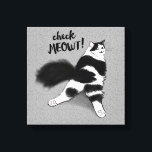 Karo Meowt! Funny Black and White Cat Sploot Leinwanddruck<br><div class="desc">Schwarz und Weiß Tuxedo Katze, Karo Meowt! Hübsche Katze in Spruot-Position. Dieser Leinenprint ist ein großartiges Geschenk für Katzenmenschen. Karo in Jenn’s Doodle World für noch mehr Lieblingsdesigns.</div>