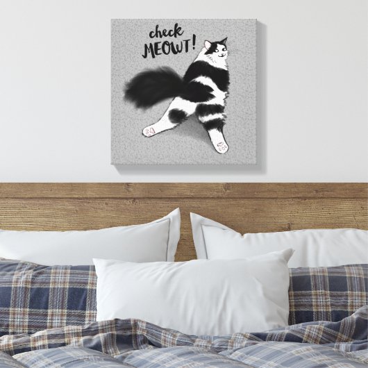 Karo Meowt! Funny Black and White Cat Sploot Leinwanddruck (Insitu (Schlafzimmer))