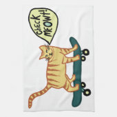 Karo Meowt Punny Skateboarding Tabby Cat Geschirrtuch (Vertikal)