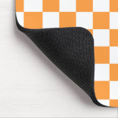 Karo-Motherboard Muster White x Orange Mousepad (Ecke)