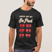 Karo Out My Six Pack Craps Player Red Dice Casino T-Shirt (Vorderseite)