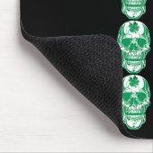 Karo Out My Six Pack St Patricks Day Skull Shamro Mousepad (Ecke)