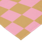 Karo Pink Senf Checked Pattern Checkerboard Tischdecke (Schrägansicht)