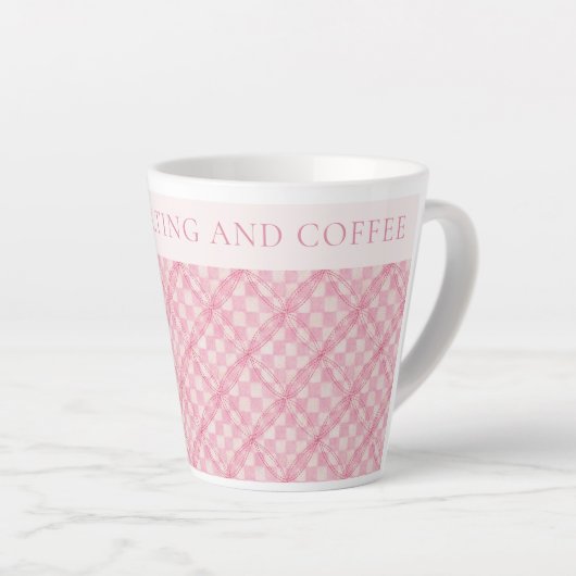 Karo QUILT Latte Tasse + Text / Blush (Rechte Ecke)