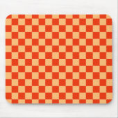 Karo Rot und Pfirsichfarben Checkered Checkerboard Mousepad (Vorne)