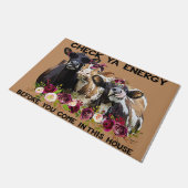  Karo Ya Energie, bevor Sie in diesem Haus Kuh Fußmatte (Schrägansicht)