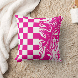 Karos und Wirbel in Magenta und White Kissen