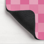 Karos und Wirbel - rosa Mousepad (Ecke)