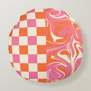 Karos und Wirbel - Rosa, Orange und Creme Rundes Kissen