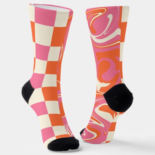 Karos und Wirbel - Rosa, Orange und Creme Socken (Gewinkelt)