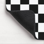 Karos und Wirbel - Schwarz und Weiß Mousepad (Ecke)