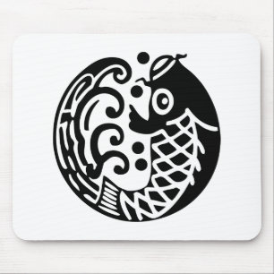 Karpfen mit Wellen Mousepad