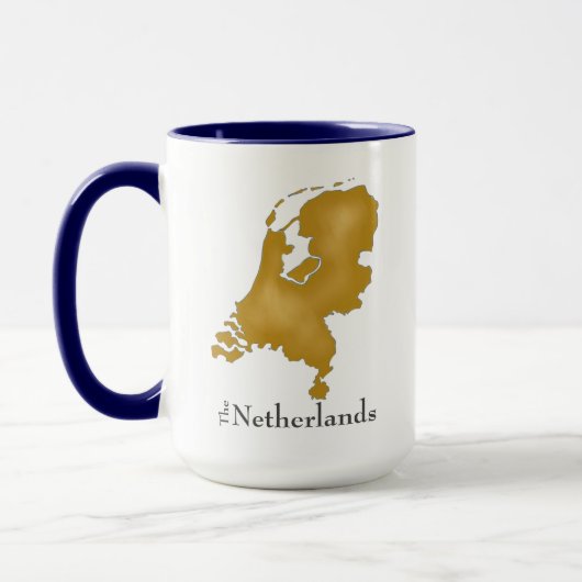 Karte der Niederlande in Gold mit schwarzem Text Tasse (Links)
