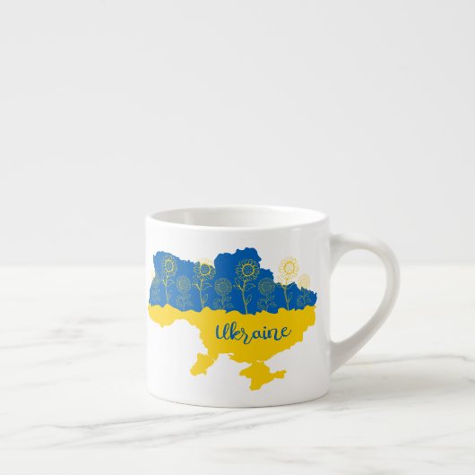 Karte der Ukraine mit Sonnenblumen und ukrainische Espressotasse (Rechts)