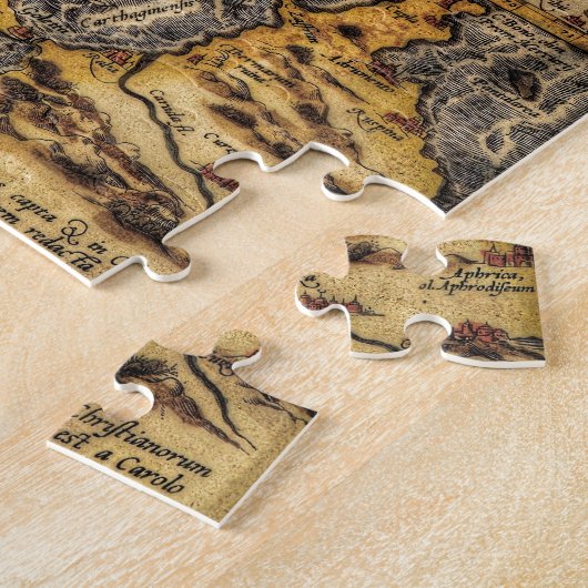 Karte des 16. Jahrhundertsvon Tunesien u. von Puzzle (Seite)