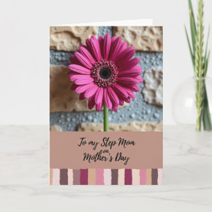 Karte mit gestreiftem strahlenden Blumendesign