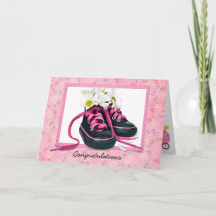 Karte mit Schuhen für neugeborene Baby Mädchen