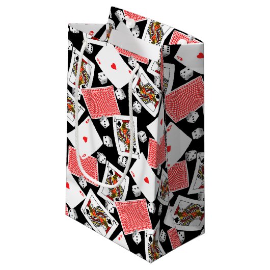 Karten und Würfel Kleine Geschenktüte (Vorderseite Schrägansicht)