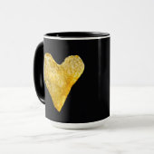 Kartoffelchips in Heart Shaped Tasse (Vorderseite Links)